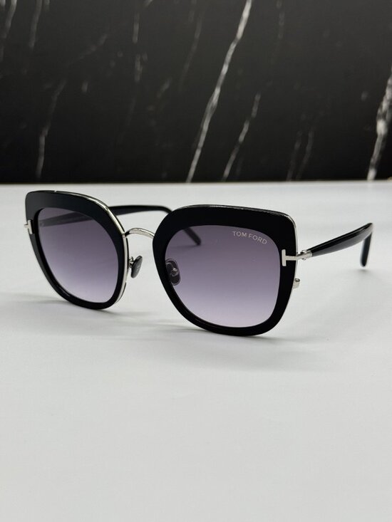 NEW TOM FORD VIRGINIA TF945 05B WOMEN BLACK SUNGLASSES TOM FORD FT0945/S main image 9